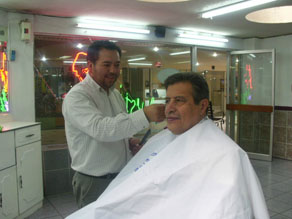 ESCRITOR ABDON UBIDIA